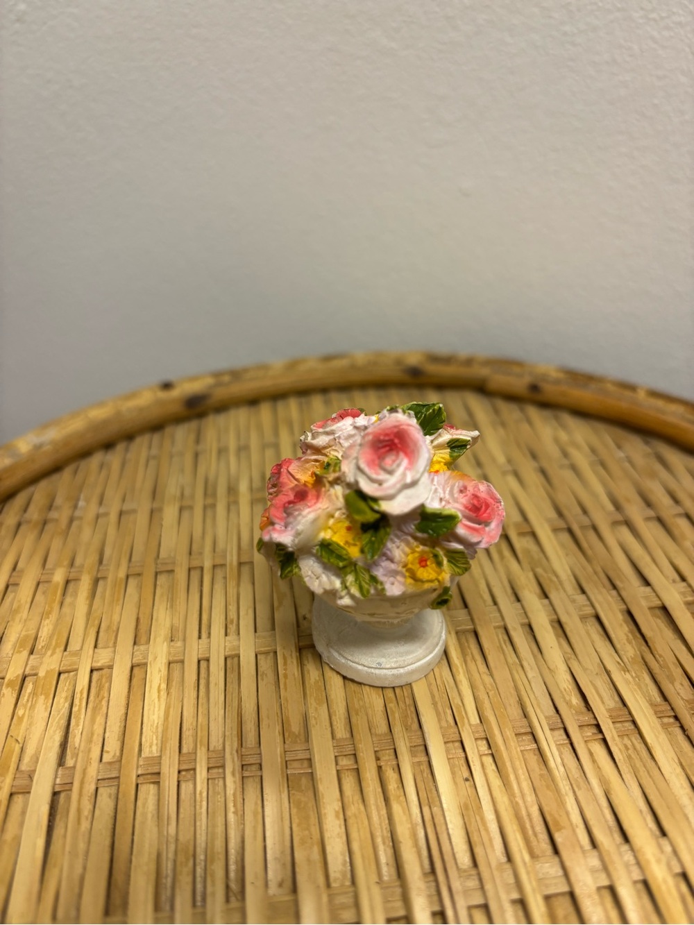 Decorative Pink Rose Bowl Figurine